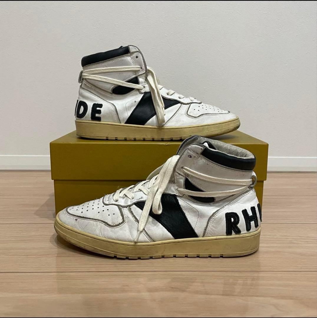 RHUDE スニーカー amiri blackpink ROSE着用 Rosé got asked to pick either Autry or Rhude sneakers 😂 And she