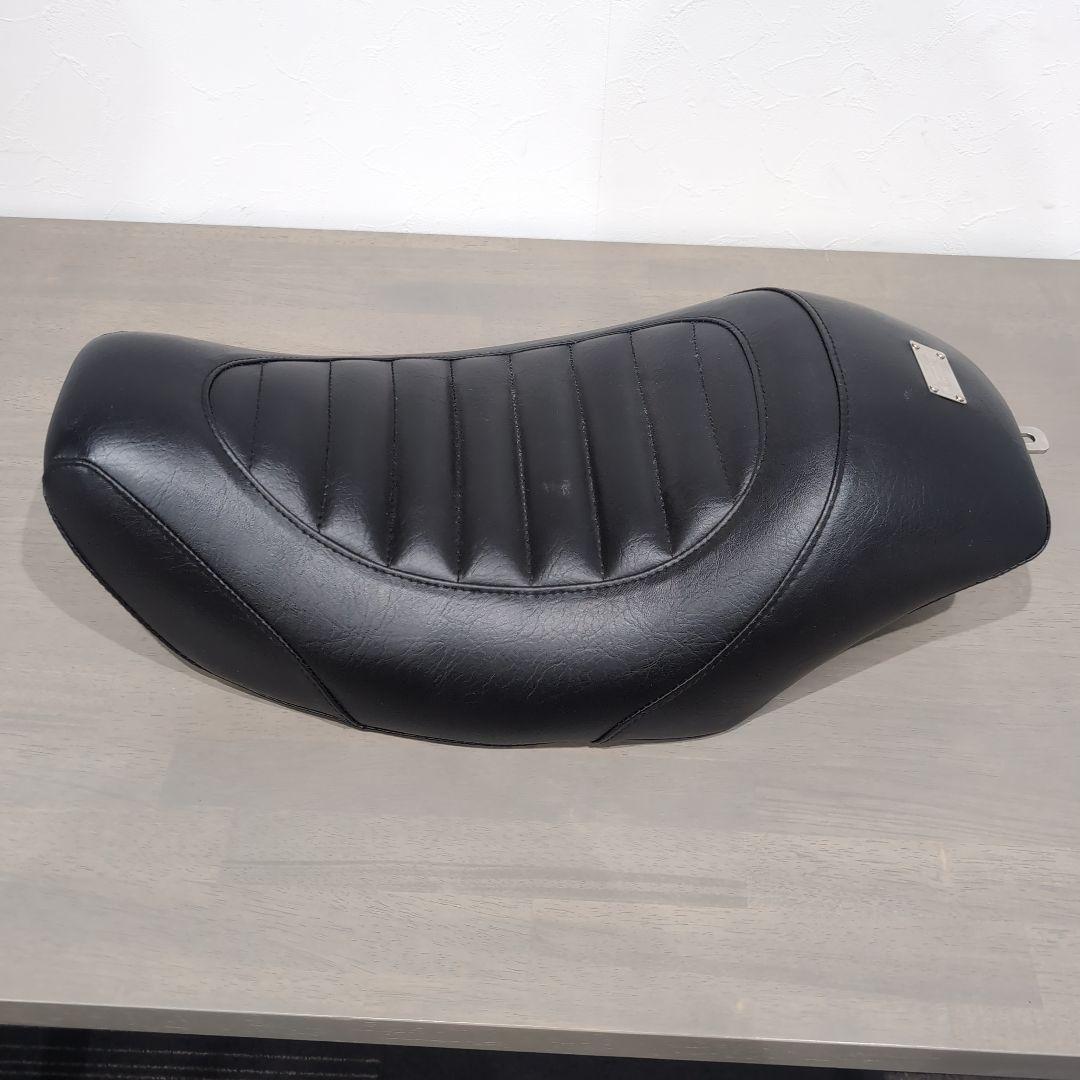 サンダンス　ハーレースポーツスターXL883Lローのサンダンス製シングルシート サンダンス ハーレースポーツスターXL883Lローのサンダンス製シングル