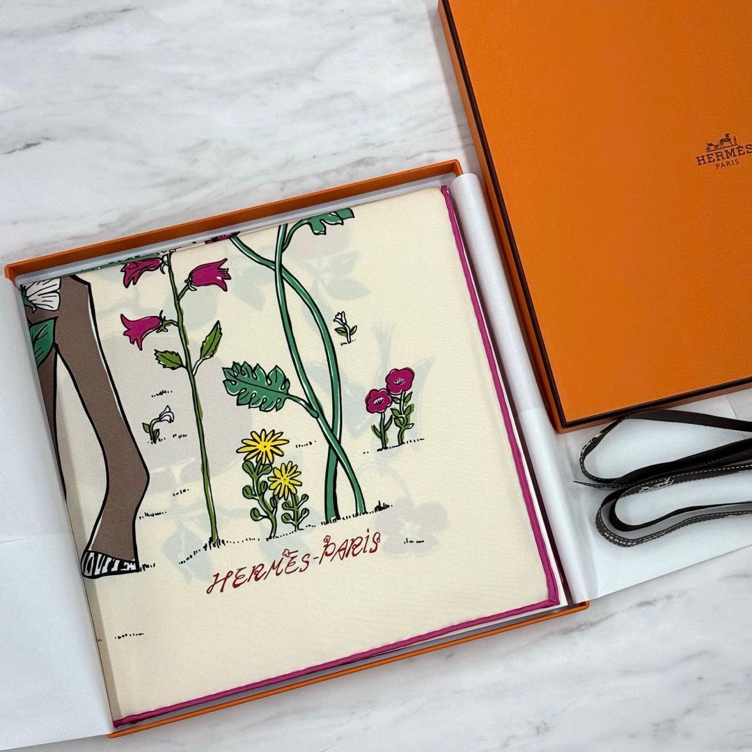 新品未使用　HERMES エルメス カレ 90 《ル・ポミエ・セリエ》
