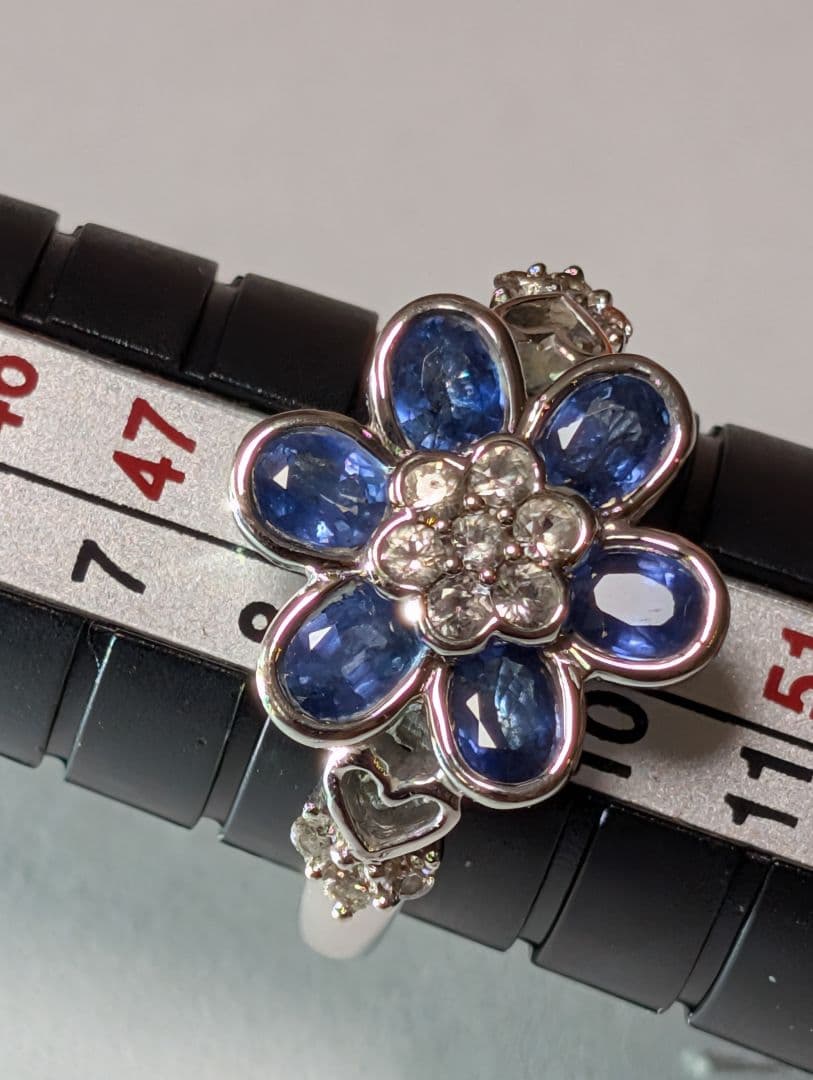 青色花デザイン ーリング＋ペンダントトップ - メルカリ