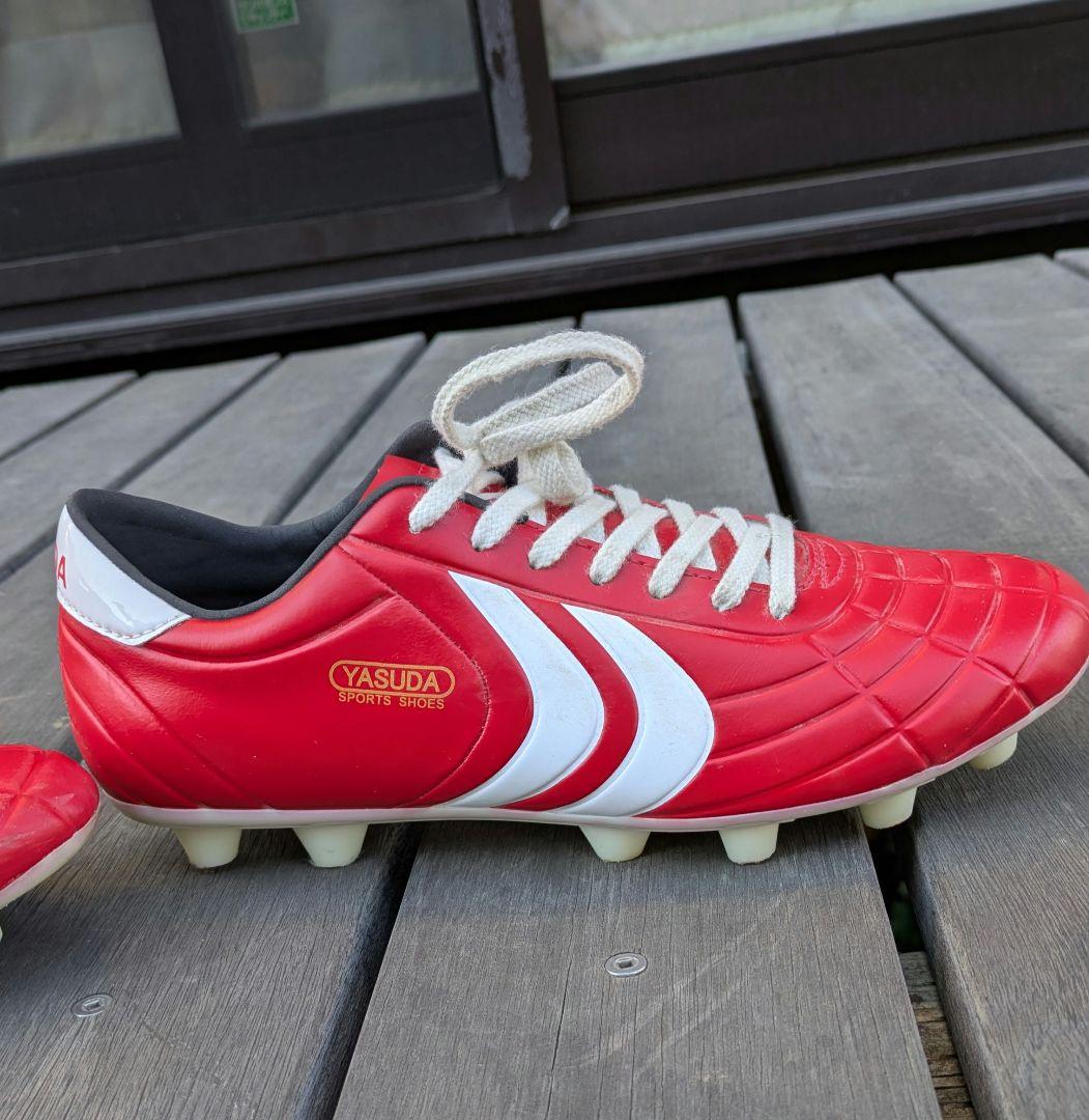 ヤスダ　サッカースパイク　25.5cm