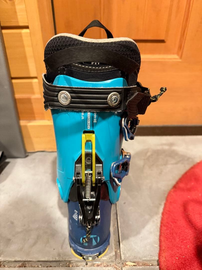 TECNICA zero G SCOUT W 23.5cm ：バックカントリー