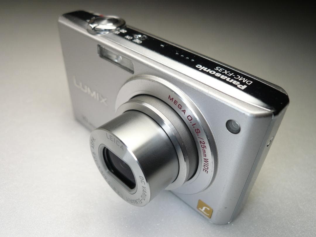LUMIX☆DMC-FX35⚠️必読有⭕️安心の実働品☆光学4倍☆1010万画素