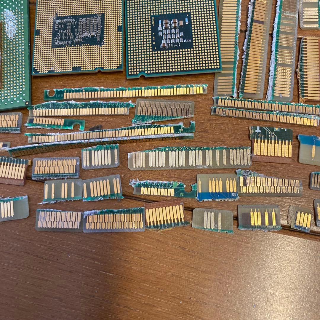 都市鉱山 金メッキPC133メモリとCPUのセット ジャンク - メルカリ