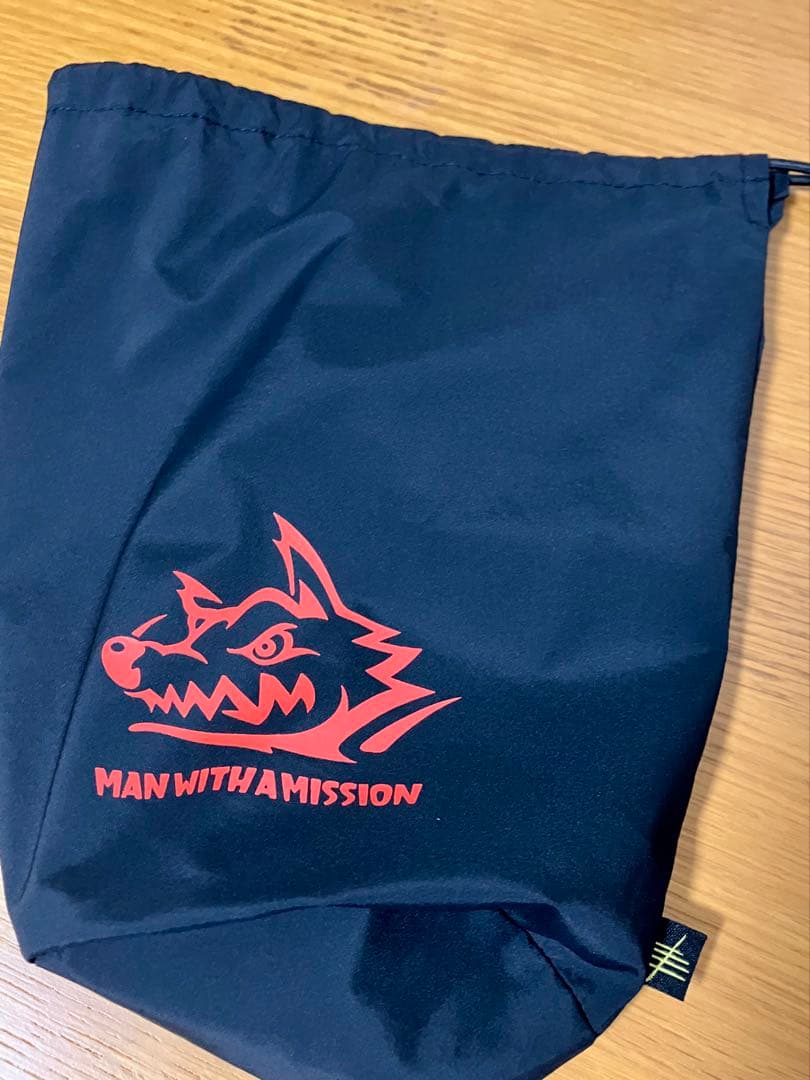 MAN WITH A MISSION ウルフテック　ジャンケンジョニー　L