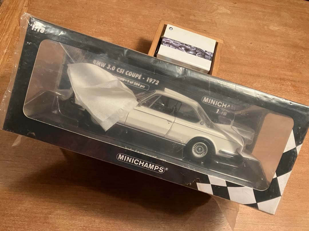 1/18 BMW 3.0 CSI（E9）クーペ 1972 ホワイト 希少美品