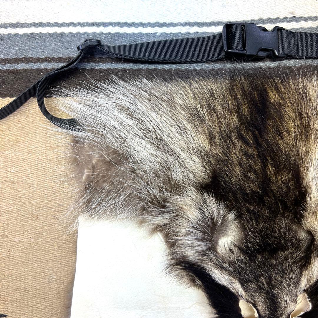 顔付 特大ラクーン アライグマ 尻あて腰当 登山 キャンプ スキー山伏