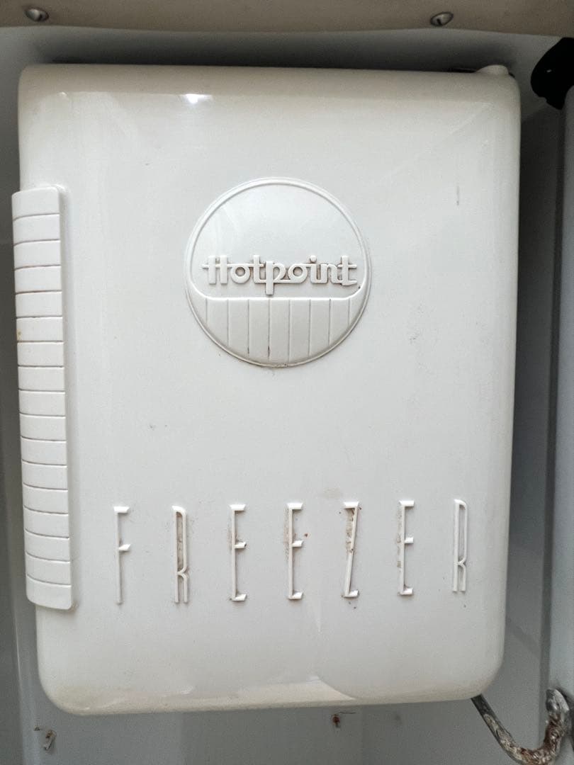 50s アメリカ製Hot point ヴィンテージ冷蔵庫 - メルカリ