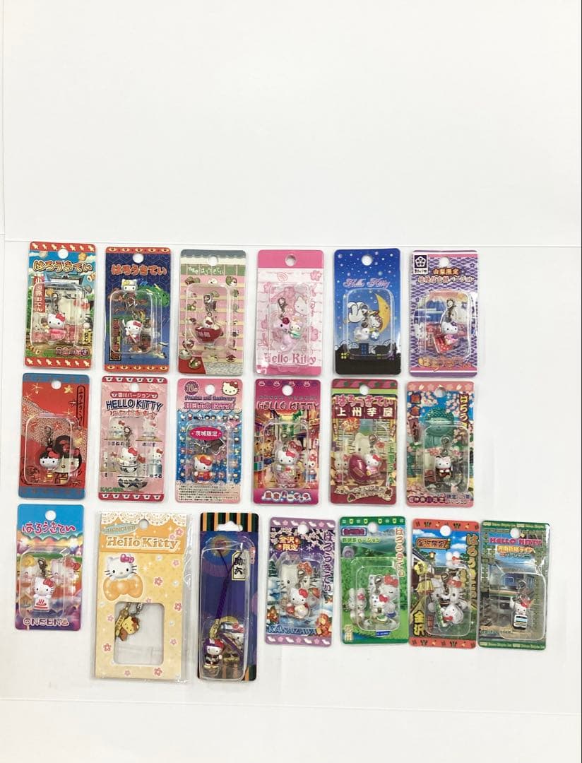 限定　ハローキティ ストラップ チャーム　セット　ご当地　コラボ　33個 ハローキティ】 トレーディング マスコットストラップ3 ¥990 (税込