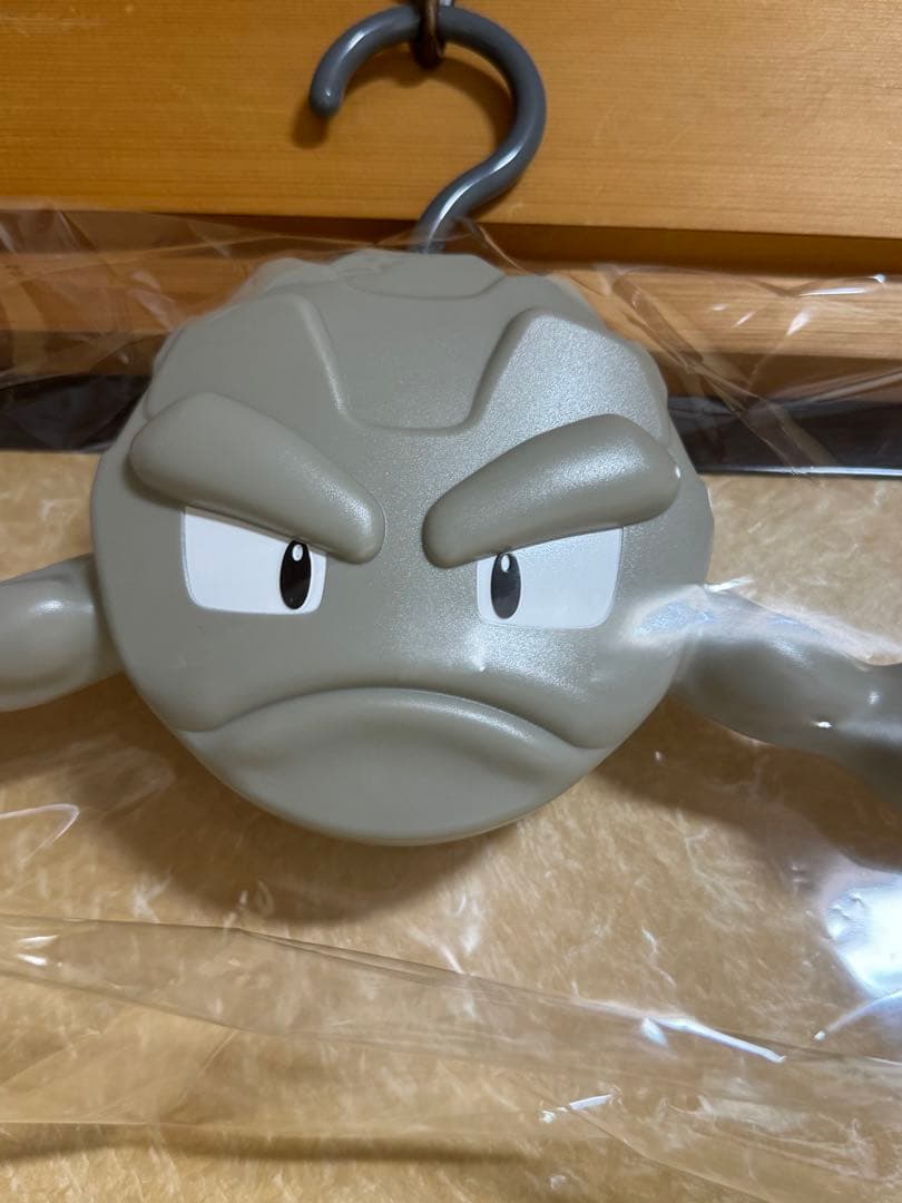 新品未使用】ポケモンセンター限定 イシツブテ ハンガー - メルカリ