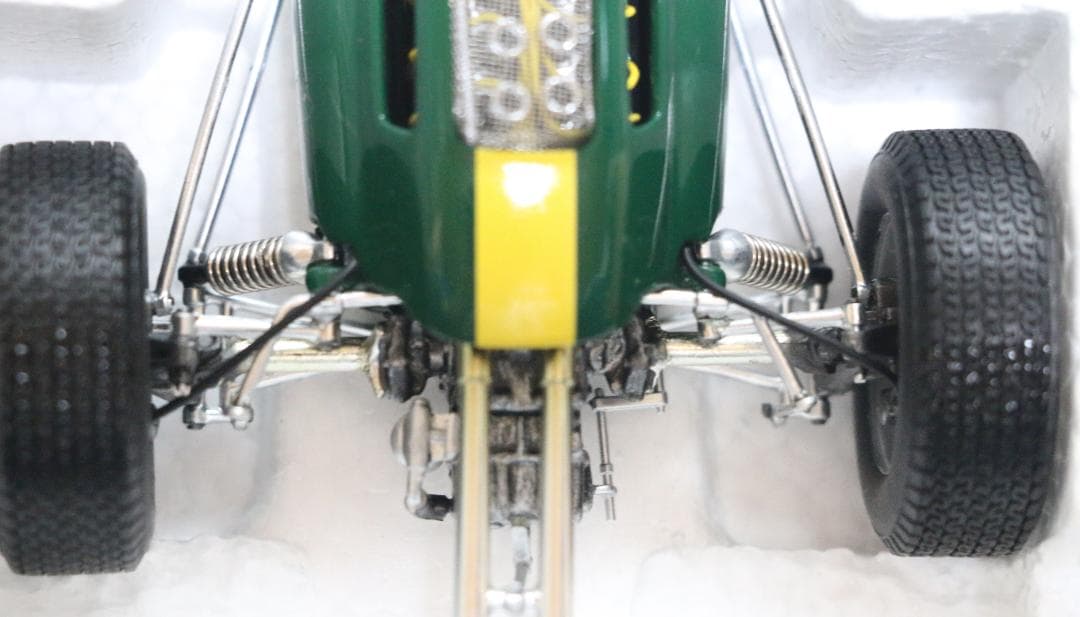 SPARK製 ロータス25 J・クラーク 1963チャンピオン 1/18 - メルカリ