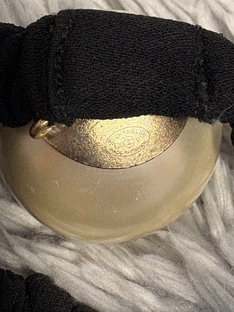 お値下げ❗️CHANEL フェイクパール シュシュ ヘアゴム ココマーク