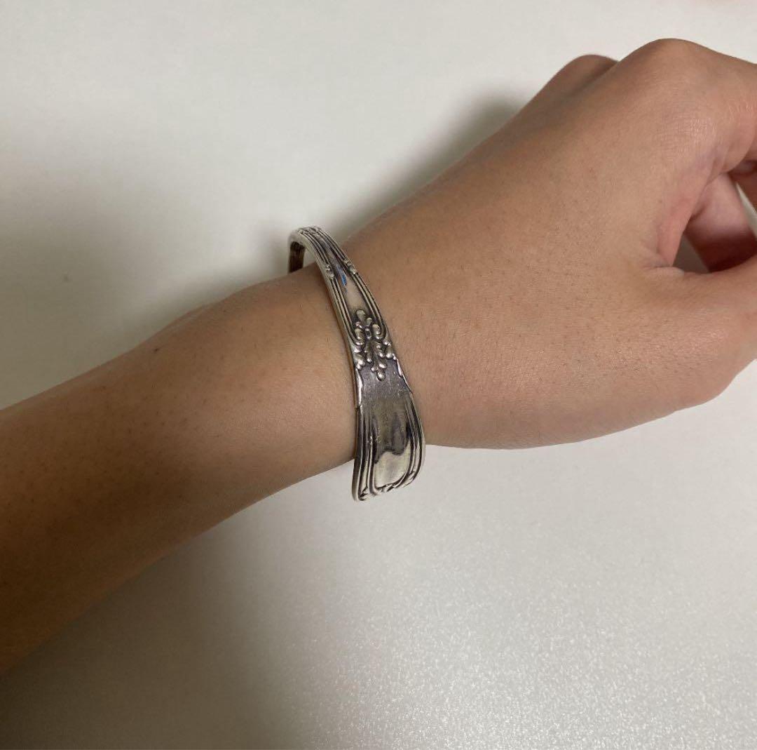 1889年 Tiffany ティファニー カトラリー フォーク バングル - メルカリ