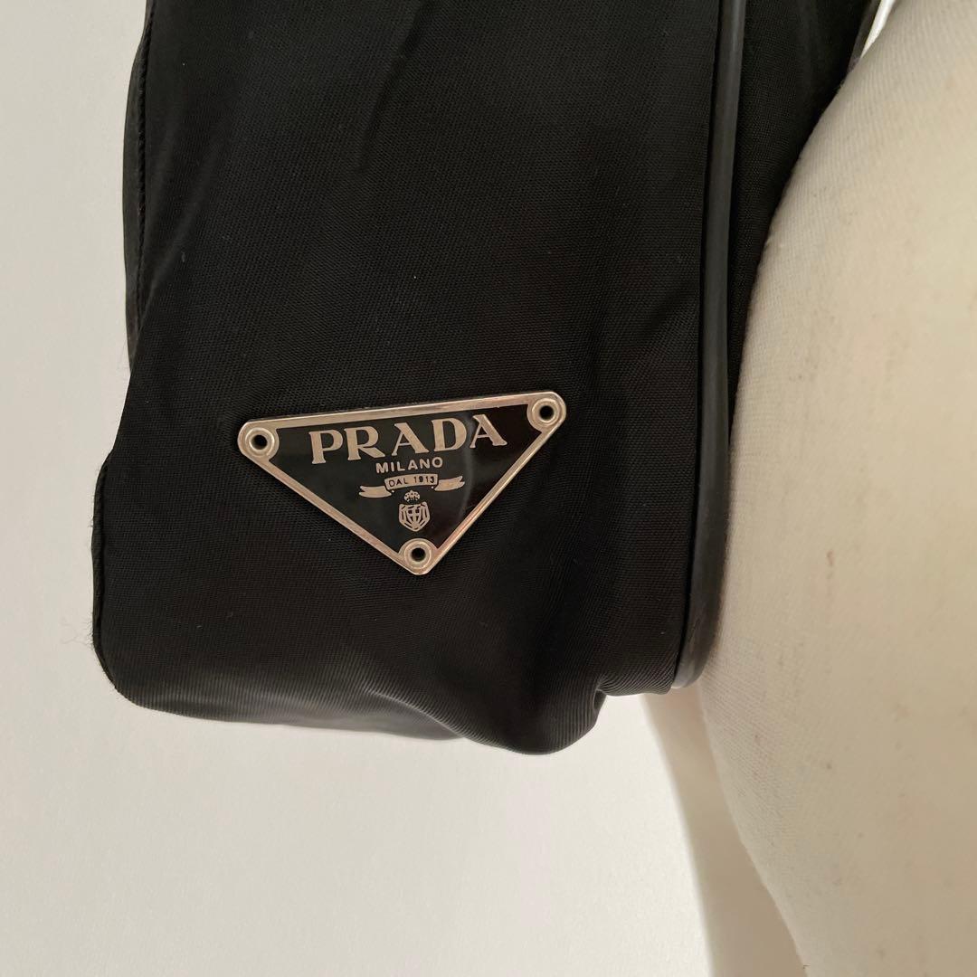 ちぇりきち様専用 PRADA ボディバッグ - メルカリ