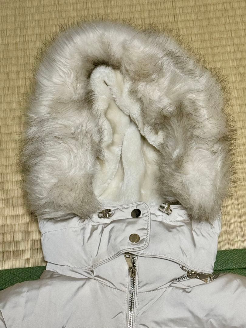 ZARA ザラ ファーフード ダウンジャケット ライトベージュ S サイズ