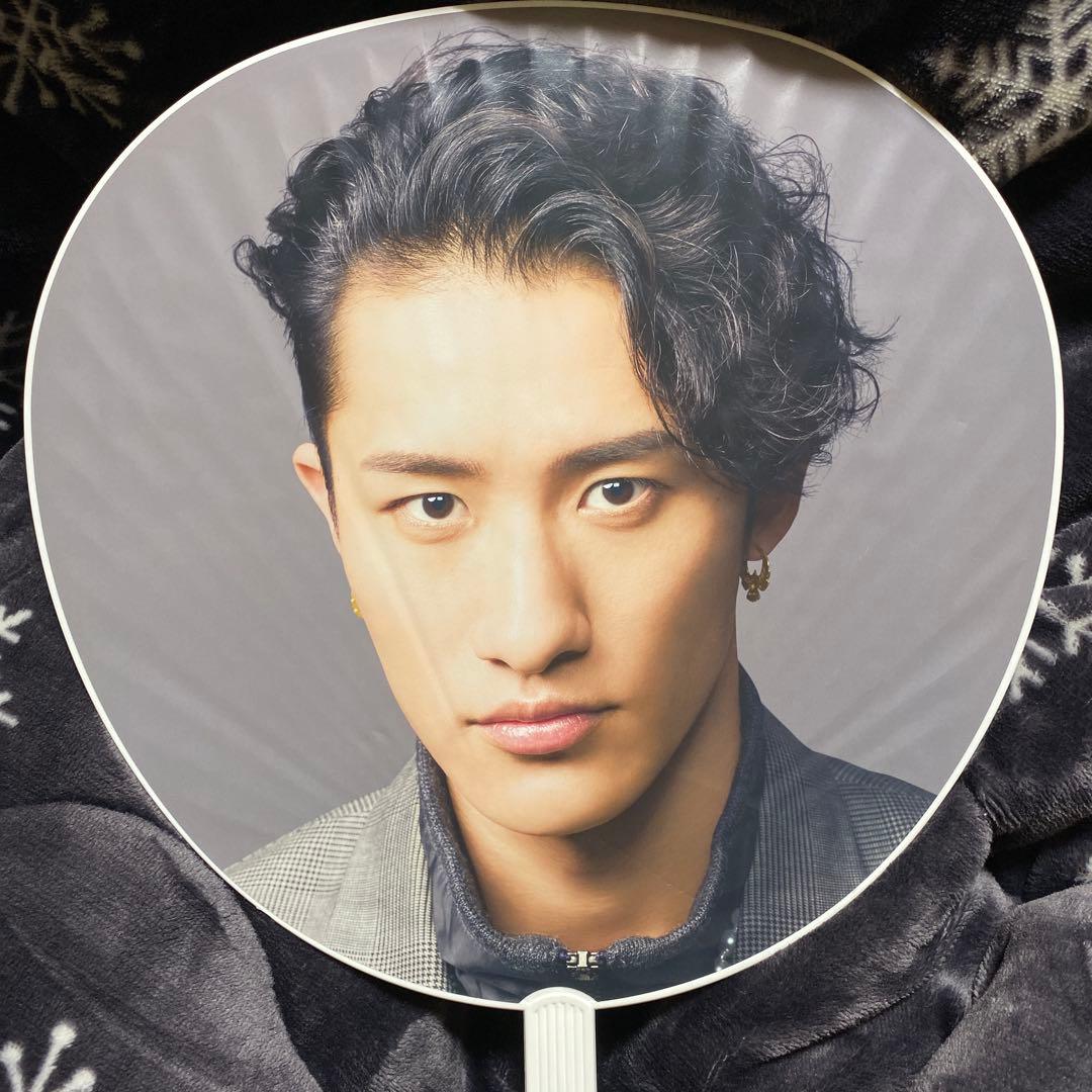 SnowMan 岩本照うちわセット - メルカリ