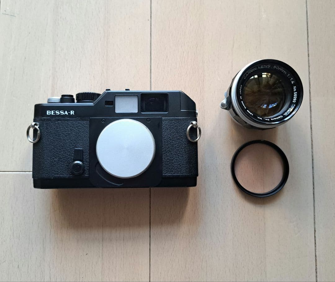 美品 Voigtlander BESSA R+Canon 50mm f1.4 NOS Voigtlander Bessa R 35mm Rangefinder camera with Canon 50mm F1