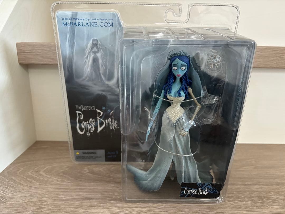 マクファーレントイズ コープスブライド エミリー フィギュア - メルカリ