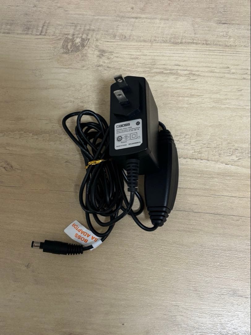 BOSS GT-1 （純正アダプタ、取扱説明書付）