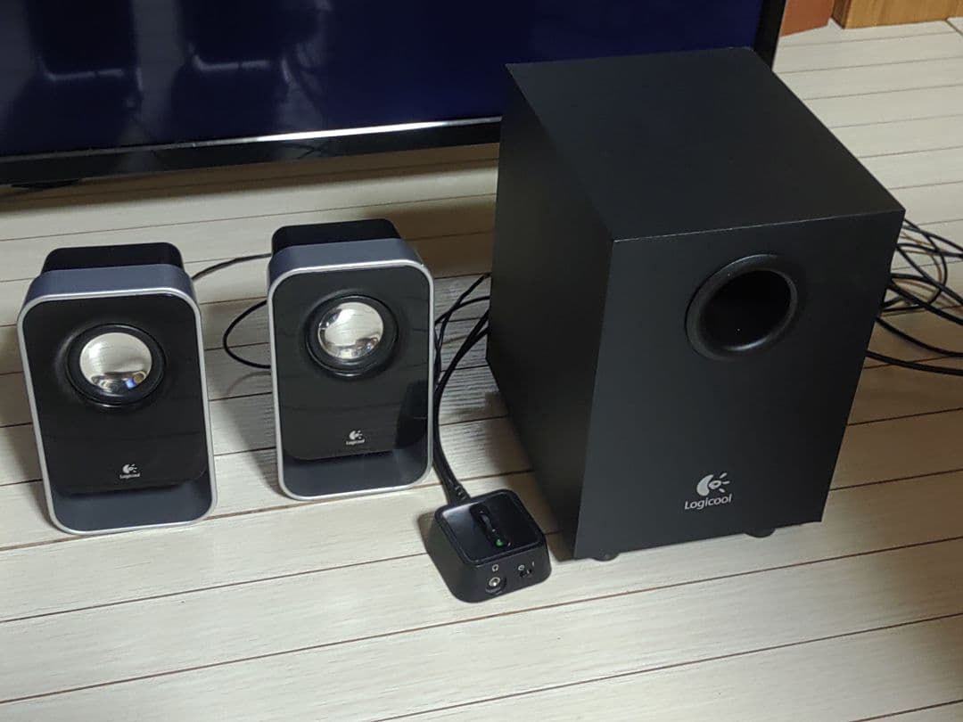 m*a様 引取限定(札幌) 49インチ液晶テレビ 美品