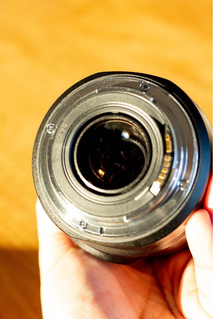 EF 75-300mm f/4-5.6 IS USM【オマケ付】