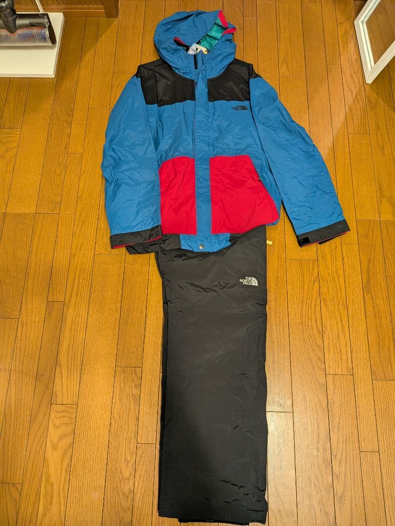 THE NORTH FACE　スノーボードウエア　上下セット　XLサイズ　美品 上下セット【THE NORTH FACE】Men's Dragline Jacket × Bibs (THE