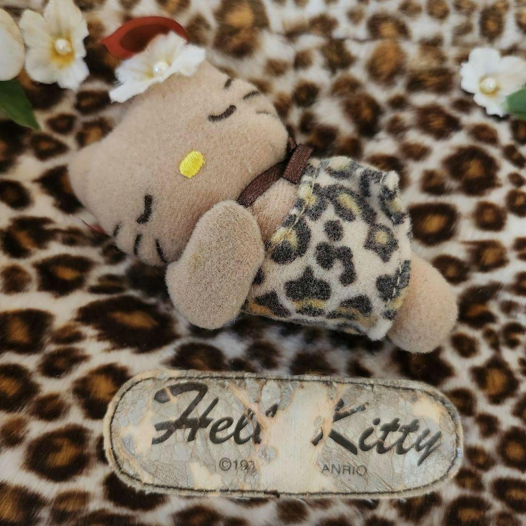 2002年製 ハローキティ ガングロ ヒョウ柄 ナビカバー カー用品