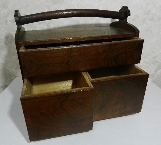 時代物の無精箱（ぶしょうばこ）