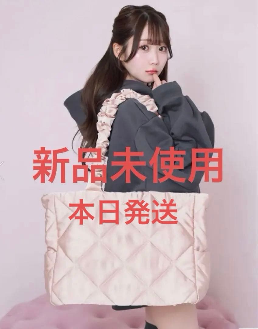 Rosé Muse satin quilting big tote [ピンク] satin quilting big tote – BUNNY APARTMENT