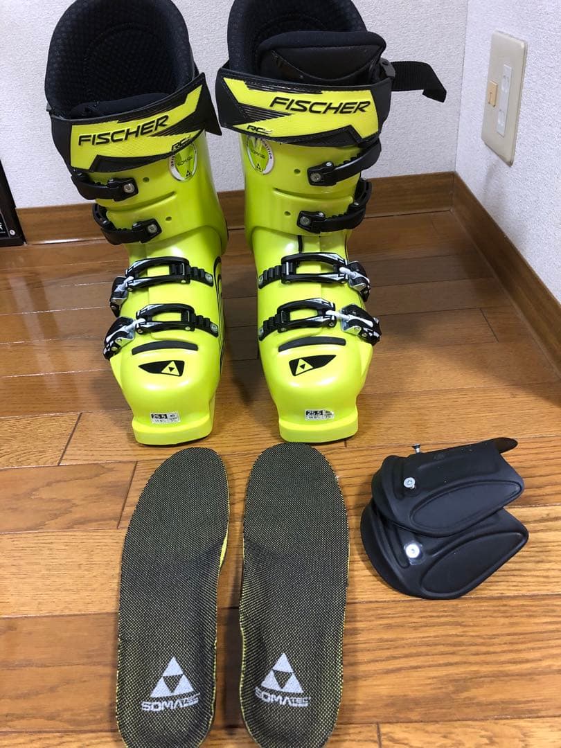 Fischer RC 160 スキーブーツ イエロー - メルカリ