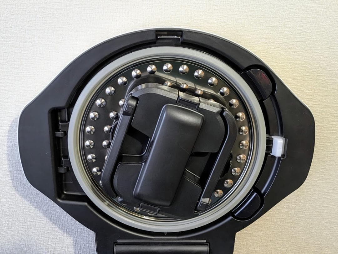 2023 ヘルシオ ホットクック 2.4L KN-HW24G 展示品 通電確認済