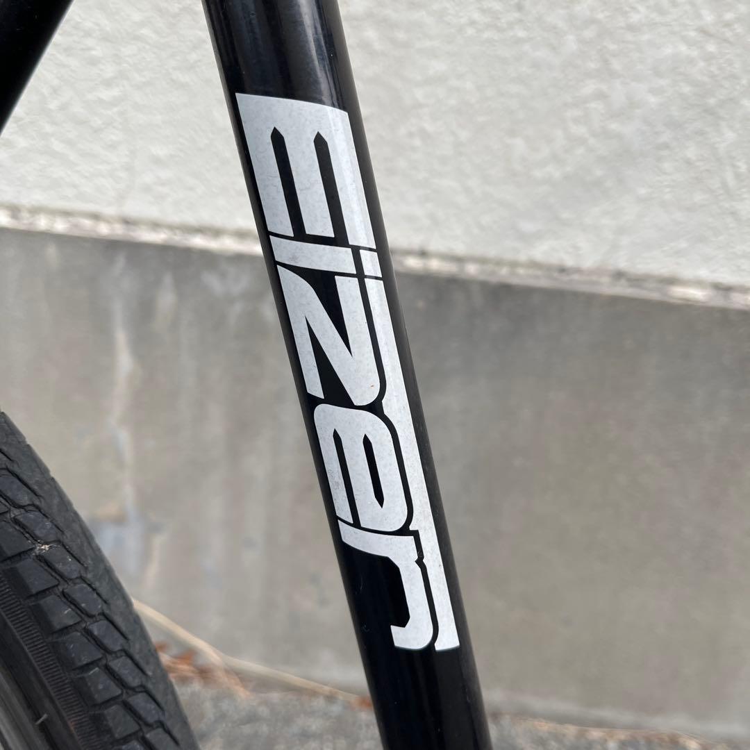 大阪 クロスバイク EIZER 7段変速 - メルカリ