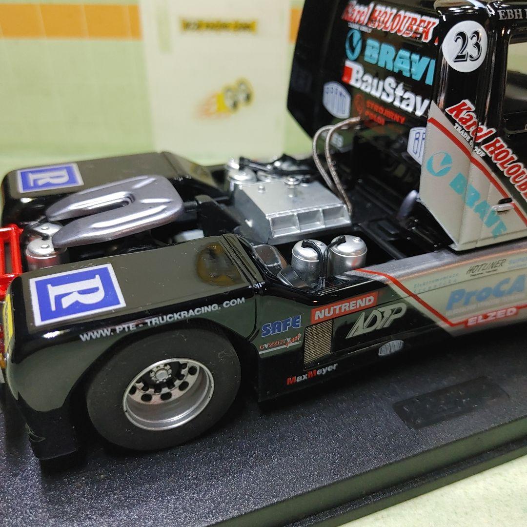 SIU SL 250スロットカー1/32（ミラー無し）