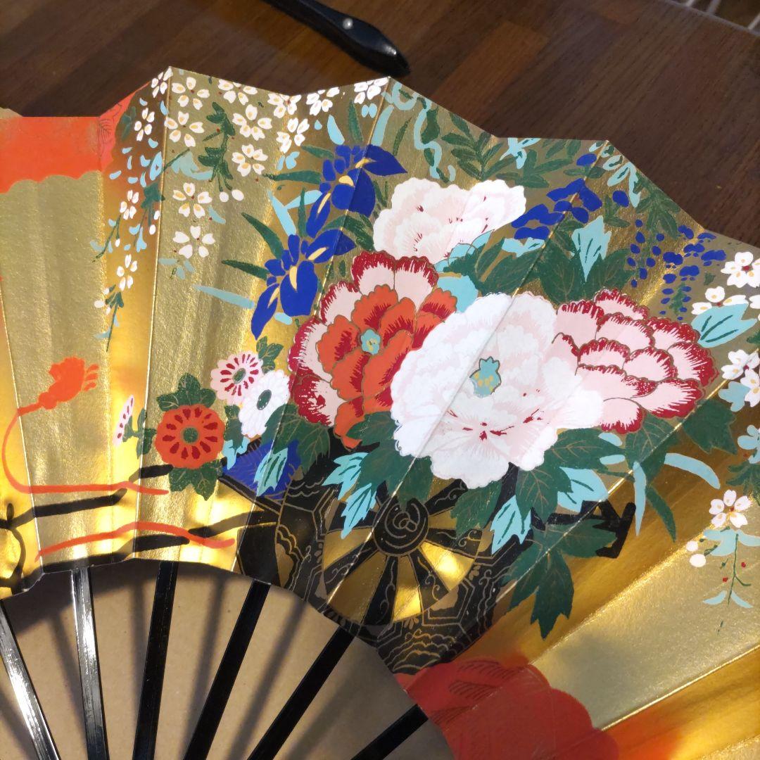 舞扇子 2本セット 金銀 花柄・紅葉柄 - メルカリ