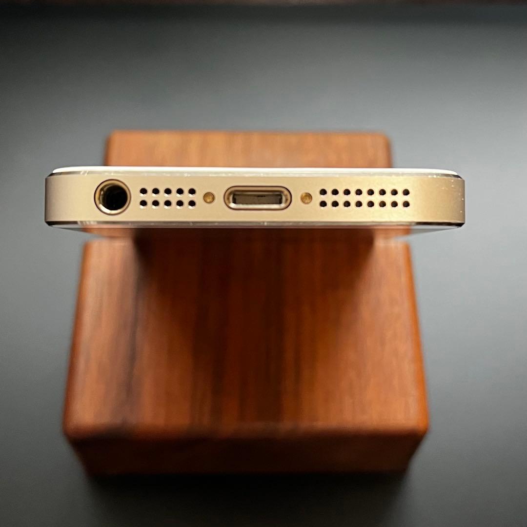 ✨バッテリー新品交換済✨Apple iPhone 5s Gold 32GB - メルカリ