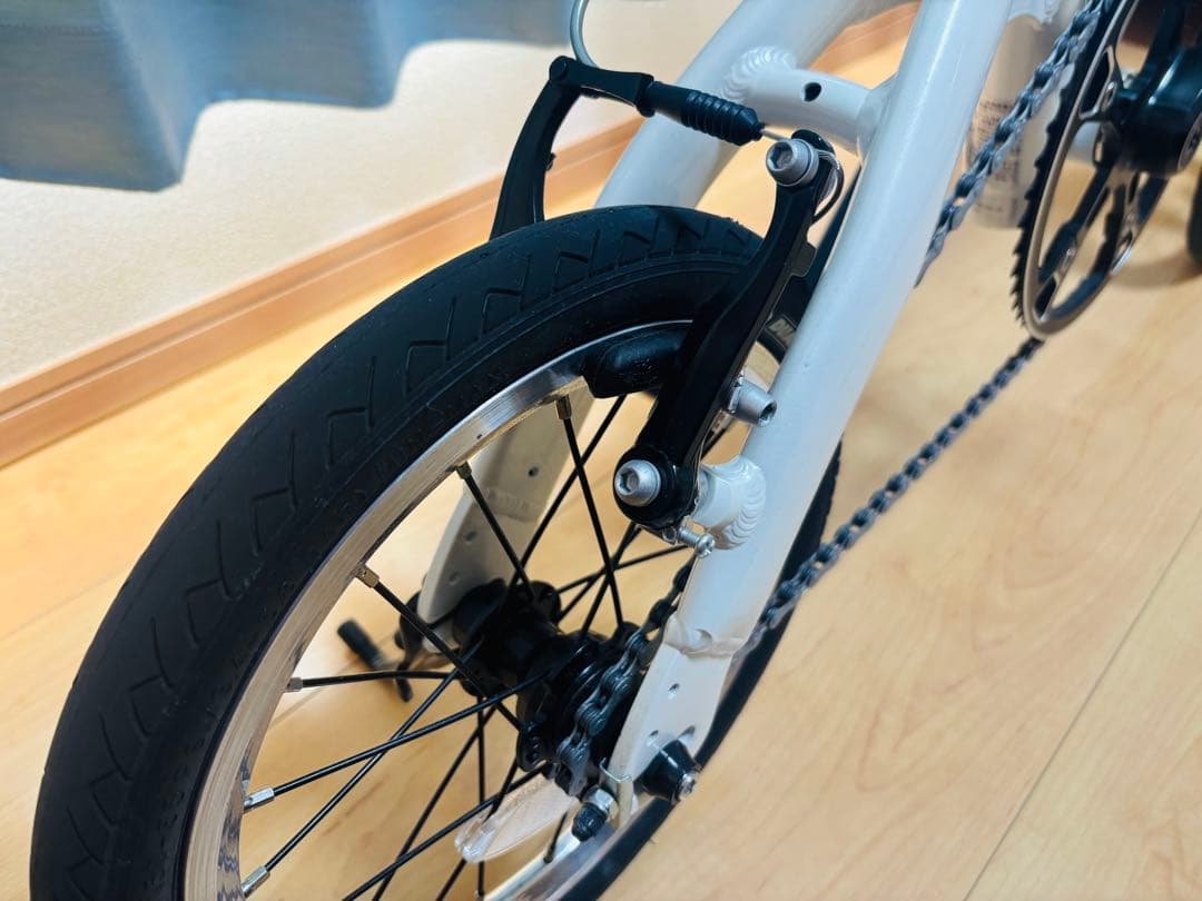 【愛知】SINA COVA 折りたたみ自転車 6.8kg