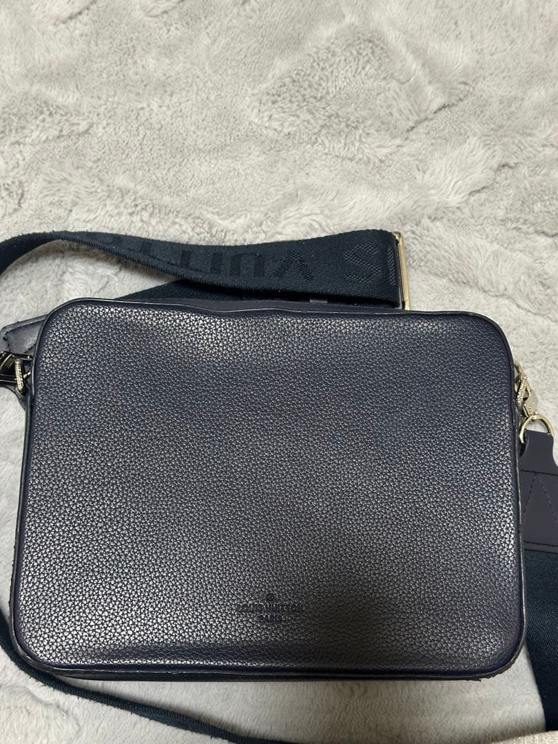 Louis Vuitton ネイビー メッセンジャーバッグ M2248 - メルカリ