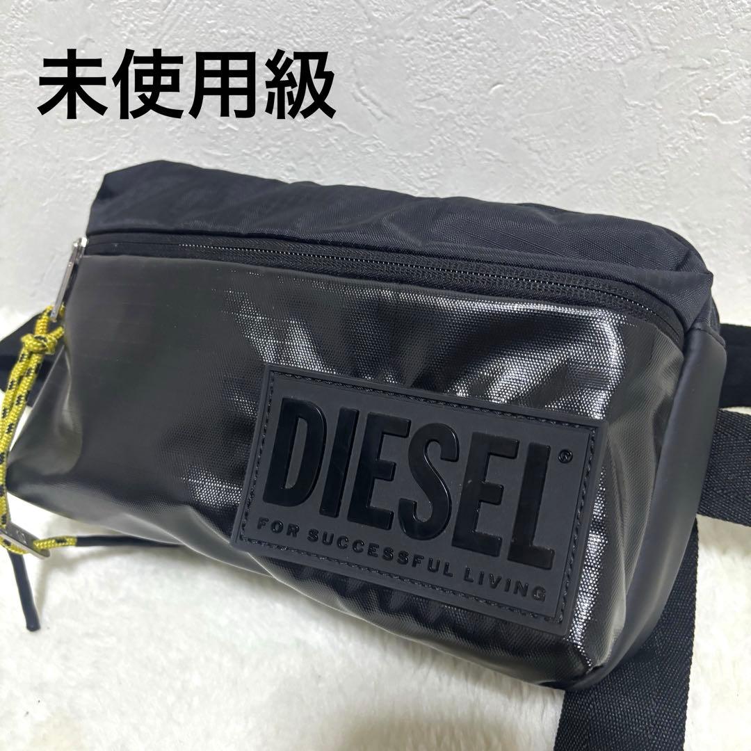 未使用級✨DIESEL ディーゼル BIG ラバー ロゴ ショルダーバッグ DIESEL（ディーゼル）の「レディース ゼブラ BIGロゴ ミニクロスボディ