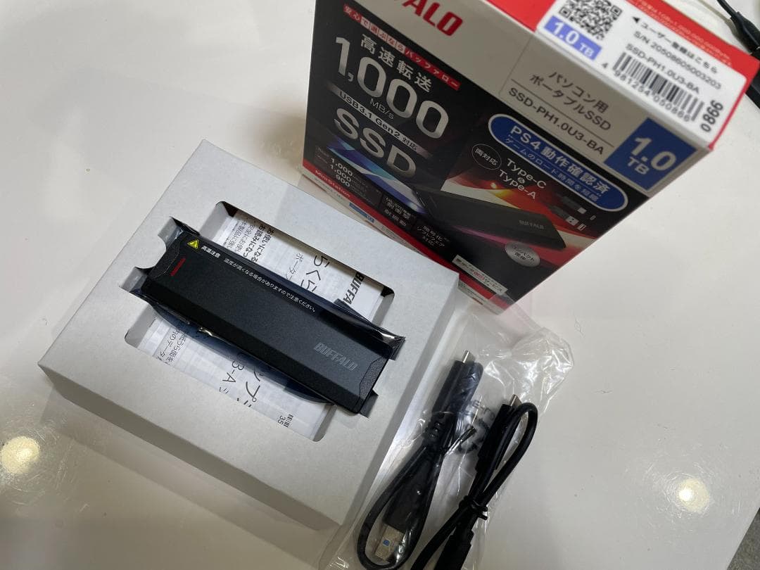 BUFFALO SSD-PH1-OU3-BA 1.0TB 外付けSSD