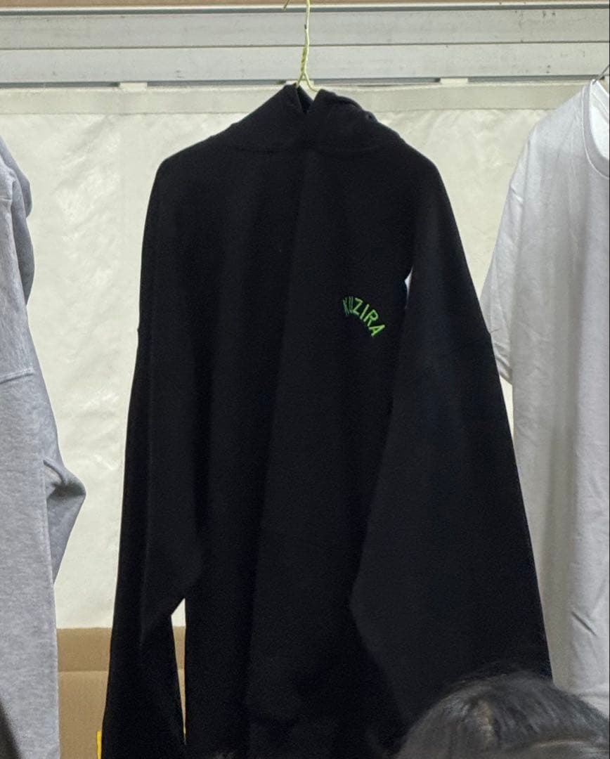 KUZIRA L ブラック パーカー