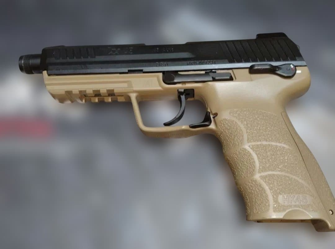 東京マルイ　HK45タクティカル　ロングマガジン付き