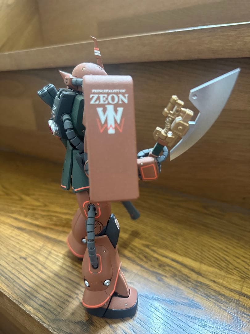 MG ガルマ専用ザク　完成品