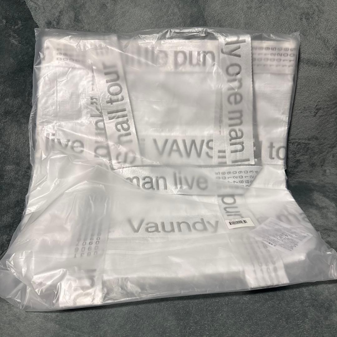 VAWS ロゴトートバッグ　ホワイト