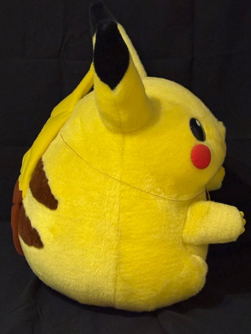 ピカチュウ 1／1等身大 TOMY 初期 ぬいぐるみ①