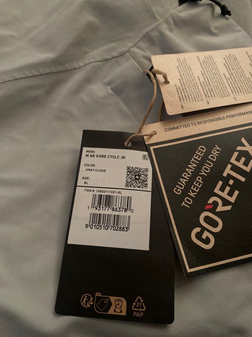 チゲ鍋様専用 Burton [ak] サイクリック GORE-TEX 2L - メルカリ