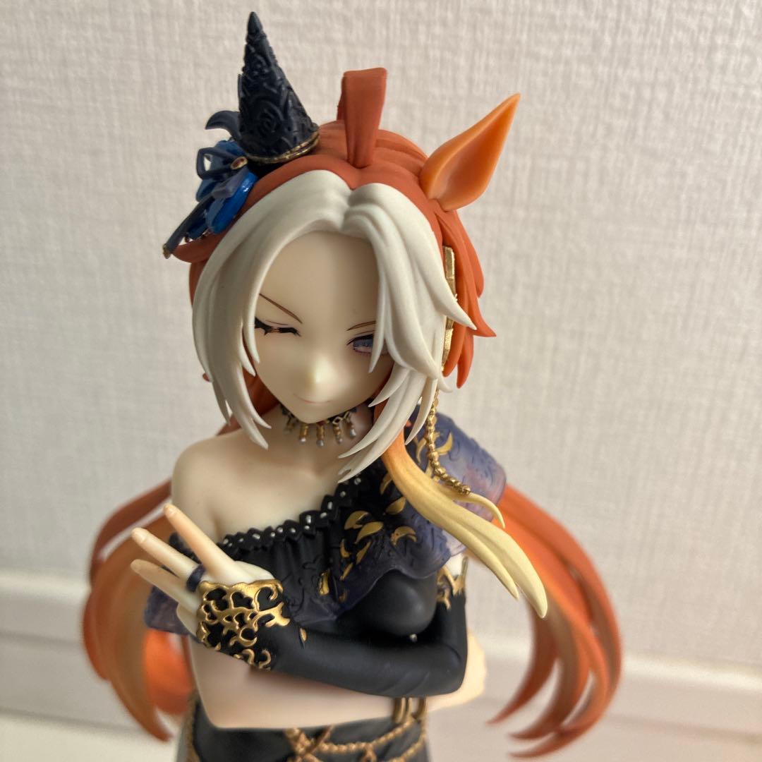 ラウンドワン限定ウマ娘 オルフェーヴル Trio-Try-iT フィギュア