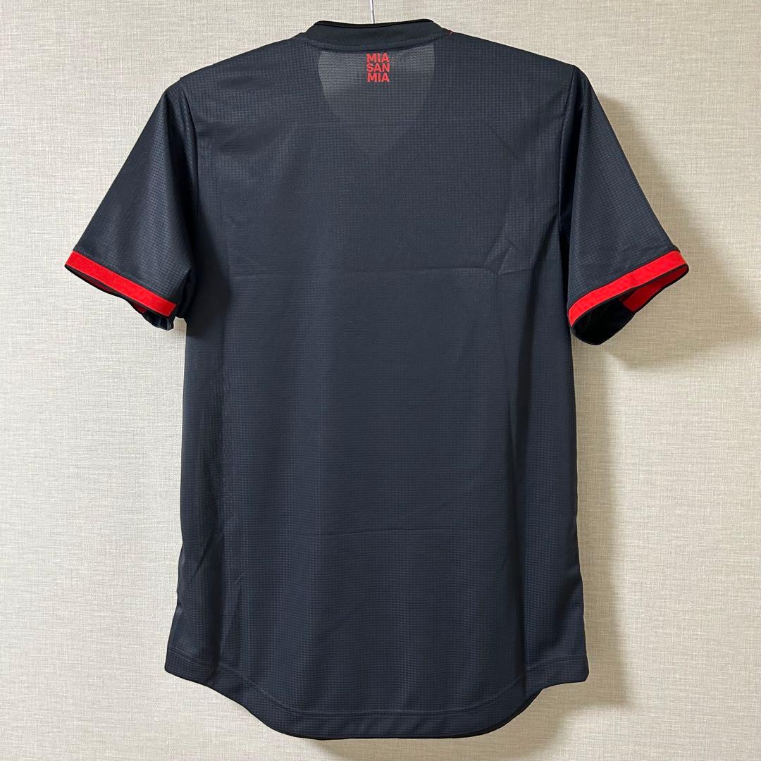 正規品新品☆バイエルンミュンヘン22/23サードオーセンティック