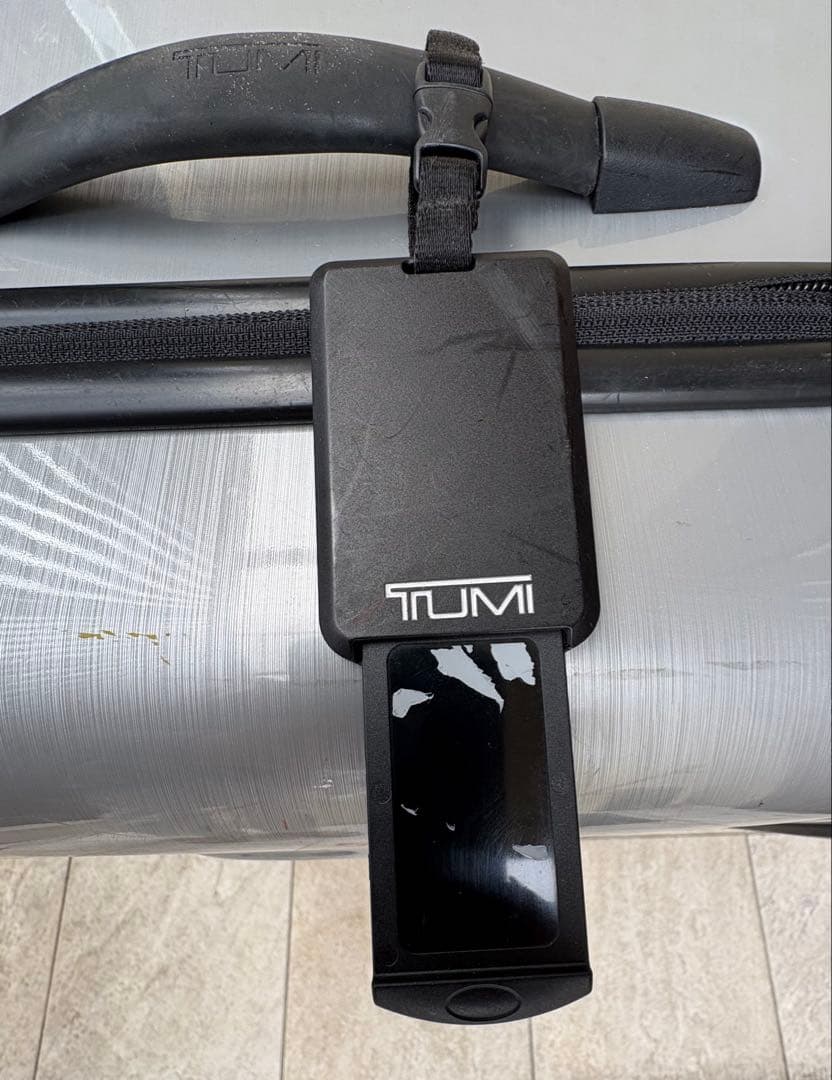 《希少》TUMIシルバー キャリーケース 中型