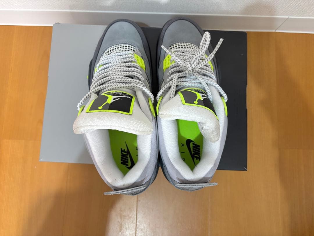 靴 Nike Air Jordan 4 Retro Se \"Neon\"