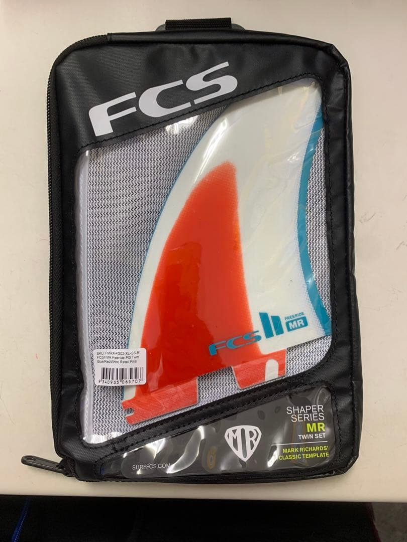 Dean Clearyレトロフィッシュ5'6 フィン、ケース付